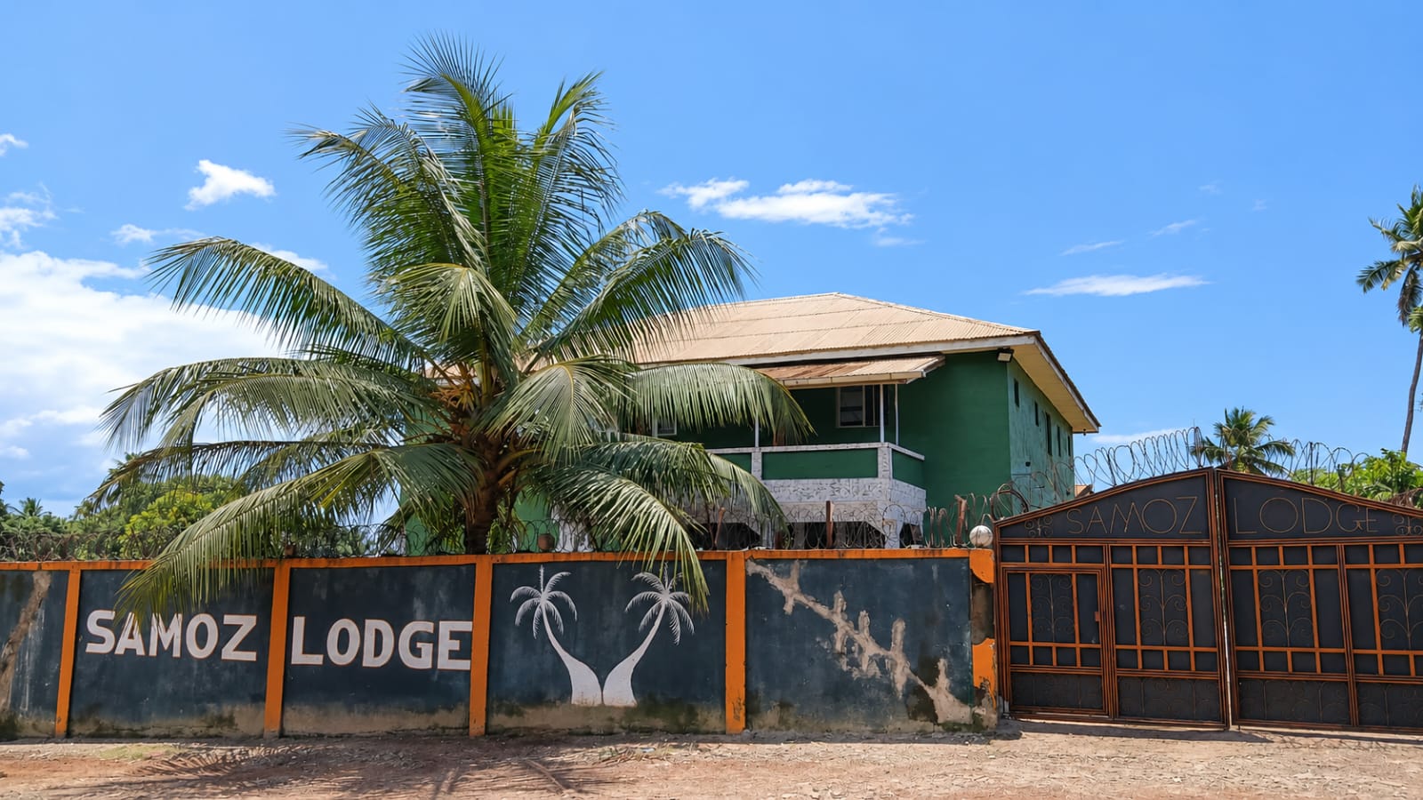 Samoz Lodge